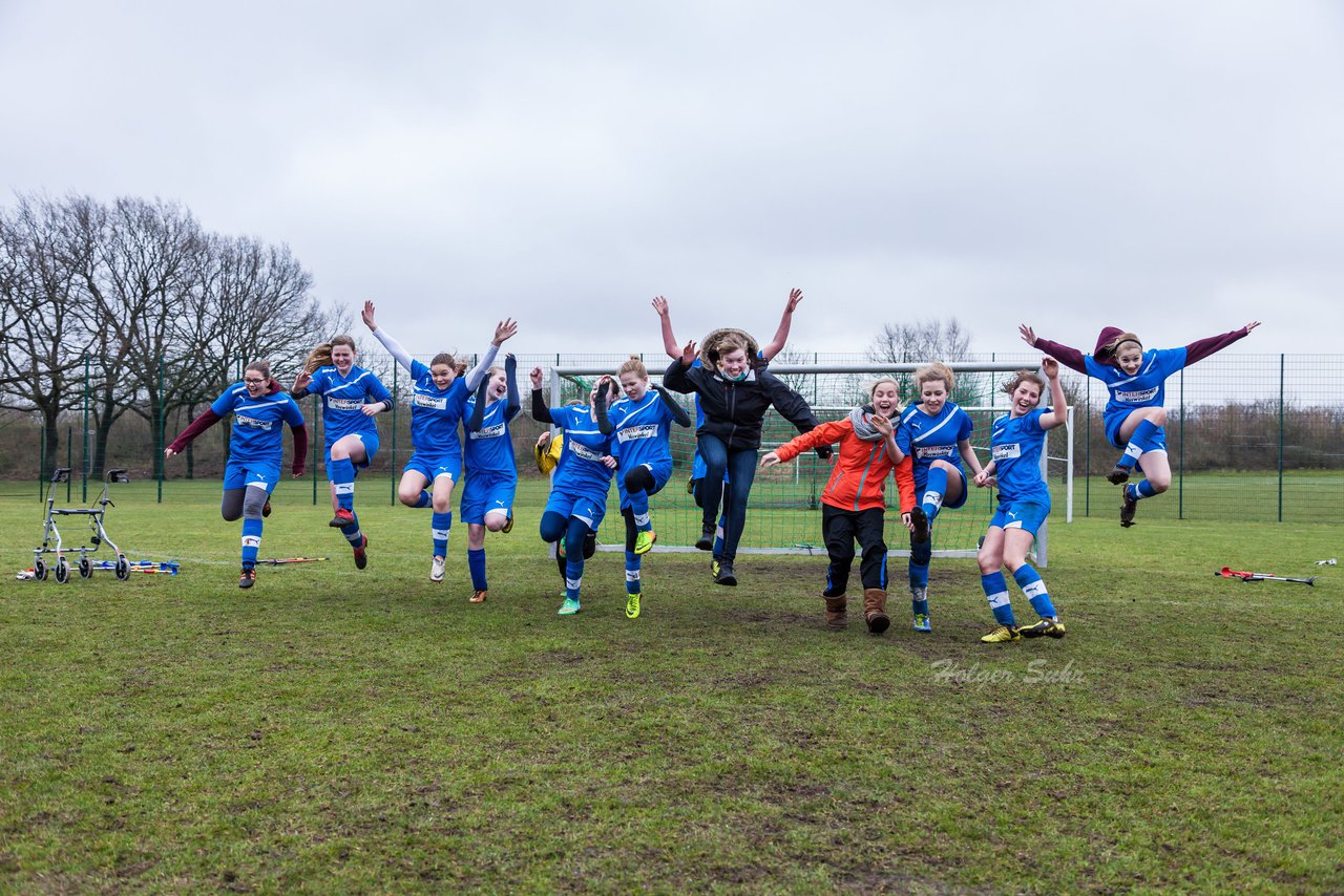 Bild 311 - C-Juniorinnen FSG-BraWie 08 - TuS Tensfeld : Ergebnis: 0:8